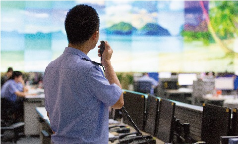 用對(duì)講機(jī)